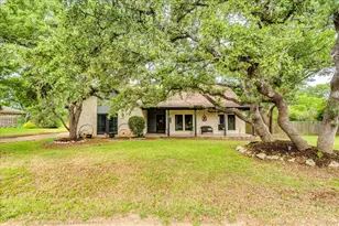 336 Primrose Dr, Kyle, TX 78640 - Photo 2