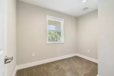 935 La Posada Drive #158, Austin, TX 78752 - Photo 24