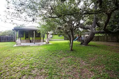 309 Juniper Drive, Mountain City, TX 78610 - Photo 30