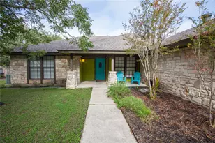 309 Juniper Dr, Mountain City, TX 78610 - Photo 1
