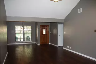 309 Juniper Dr, Mountain City, TX 78610 - Photo 4