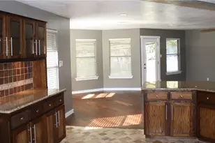 309 Juniper Dr, Mountain City, TX 78610 - Photo 14