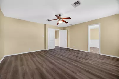 8813 Wiley Way, Austin, TX 78747 - Photo 20