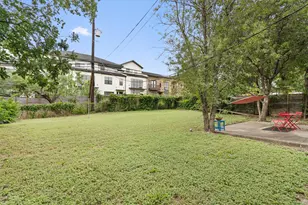 2633 W 45th St, Austin, TX 78731 - Photo 18