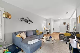 2633 W 45th St, Austin, TX 78731 - Photo 2