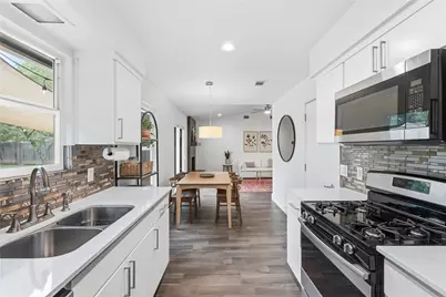 5710 Boulder Creek, Austin, TX 78724 - Photo 8