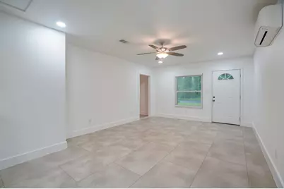 1800 Grace Street, Taylor, TX 76574 - Photo 4