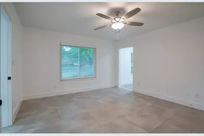 1800 Grace Street, Taylor, TX 76574 - Photo 12