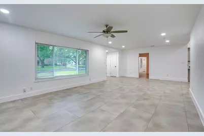 1800 Grace Street, Taylor, TX 76574 - Photo 10