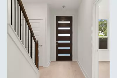 200 W 56th Street #1104, Austin, TX 78751 - Photo 2