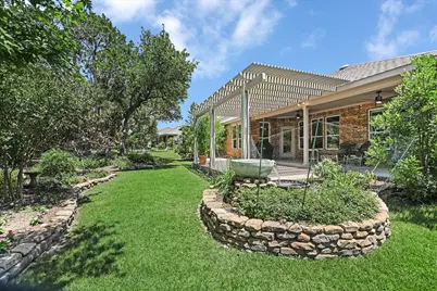 906 Holiday Creek Lane, Georgetown, TX 78633 - Photo 28