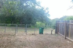 5403 West Gate Blvd, Austin, TX 78745 - Photo 16