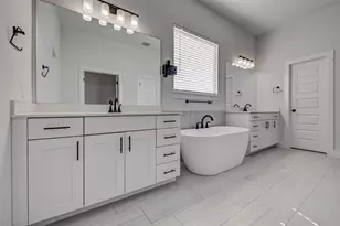 822 Wild Pecan Loop, Buda, TX 78610 - Photo 20