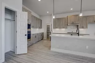 822 Wild Pecan Loop, Buda, TX 78610 - Photo 4