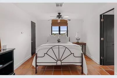 698 Windsong Trail, West Lake Hills, TX 78746 - Photo 24