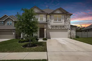 920 Legends Ln, Georgetown, TX 78628 - Photo 2