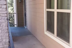 2414 Longview St, Austin, TX 78705 - Photo 2