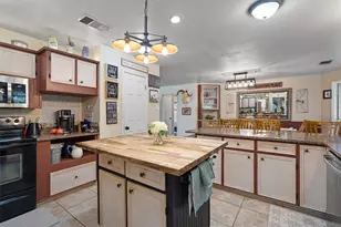 1172 Co Rd 418, Thorndale, TX 76577 - Photo 14