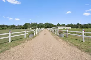 1172 Co Rd 418, Thorndale, TX 76577 - Photo 6