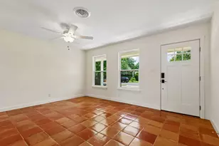 2712 Friar Tuck Ln, Austin, TX 78704 - Photo 4