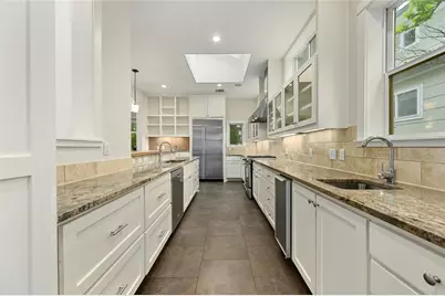 1205 Norwalk Lane #D, Austin, TX 78703 - Photo 16