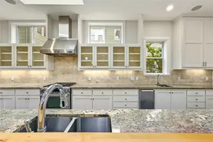 1205 Norwalk Ln, Austin, TX 78703 - Photo 14