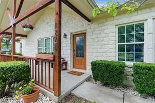 1221 Lovers Ln, Bastrop, TX 78602 - Photo 6