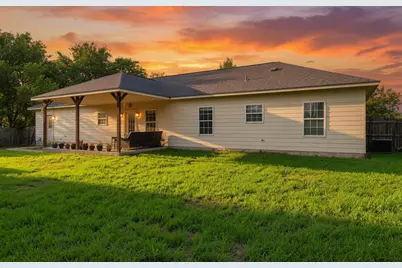 1221 Lovers Lane, Bastrop, TX 78602 - Photo 22