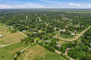 1221 Lovers Ln, Bastrop, TX 78602 - Photo 40