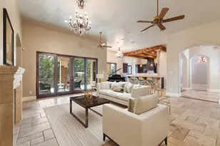 303 Camino Arbolago St, Lakeway, TX 78734 - Photo 6