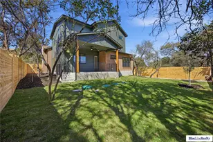 18305 Lake Oaks Dr, Jonestown, TX 78645 - Photo 8