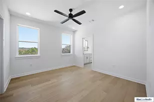 18305 Lake Oaks Dr, Jonestown, TX 78645 - Photo 36