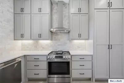 18305 Lake Oaks Drive, Jonestown, TX 78645 - Photo 18