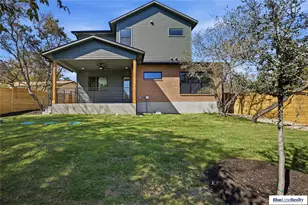 18305 Lake Oaks Dr, Jonestown, TX 78645 - Photo 38