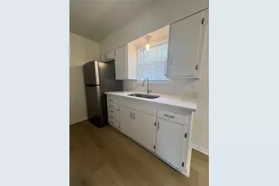 6005 Cameron Road #A, Austin, TX 78723 - Photo 8