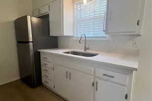 6005 Cameron Rd, Austin, TX 78723 - Photo 8