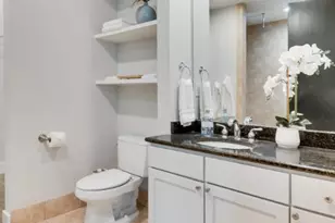 800 W 5th St, Austin, TX 78703 - Photo 24