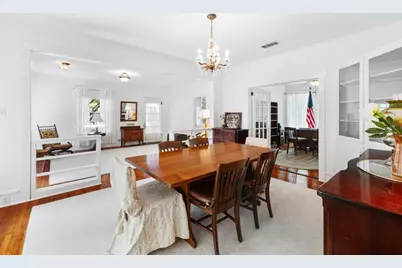 810 E University Avenue, Georgetown, TX 78626 - Photo 10