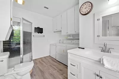 810 E University Avenue, Georgetown, TX 78626 - Photo 10