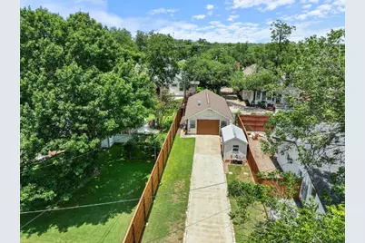 810 E University Avenue, Georgetown, TX 78626 - Photo 34