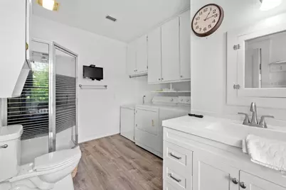 810 E University Avenue, Georgetown, TX 78626 - Photo 18