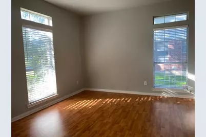 504 Oakwood Boulevard, Round Rock, TX 78681 - Photo 4