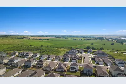 208 Blue Agate Court, Jarrell, TX 76537 - Photo 4