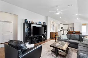 208 Blue Agate Ct, Jarrell, TX 76537 - Photo 8