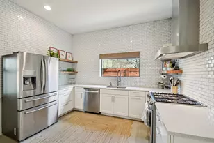 4506 Russell Dr, Austin, TX 78745 - Photo 6