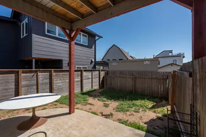 2003 E 9th Street, Austin, TX 78702 - Photo 26