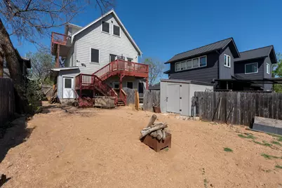 2003 E 9th Street, Austin, TX 78702 - Photo 28