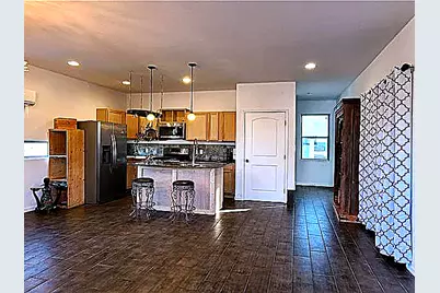 2003 E 9th Street, Austin, TX 78702 - Photo 2