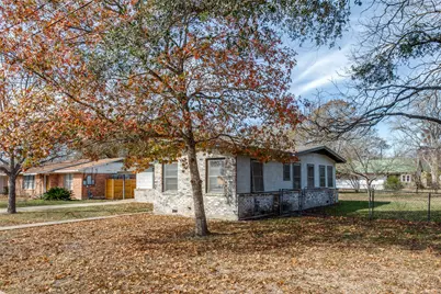 705 Campbell Street, Lockhart, TX 78644 - Photo 6