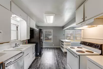 705 Campbell Street, Lockhart, TX 78644 - Photo 14